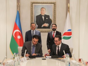 Подписано соглашение между SOCAR и компанией ACWA Power (Фото)